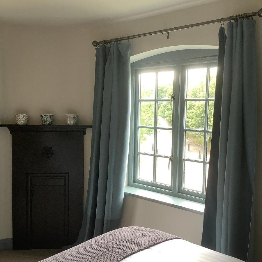 The Mooring Post Bed & Breakfast Gloucester Exterior photo